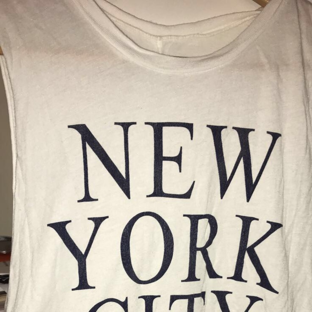 new york city nyc girl brandy melville top!!